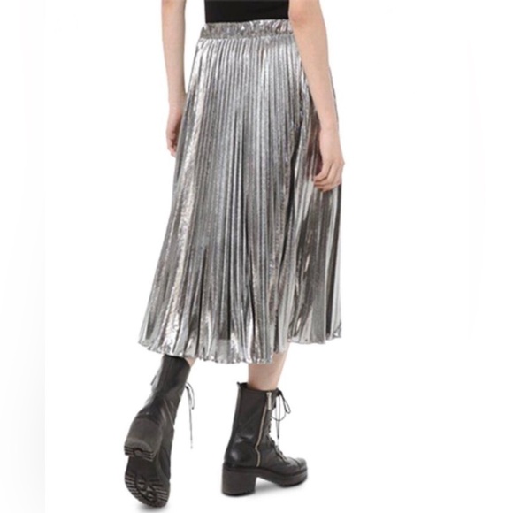 MICHAEL Michael Kors Metallic Foil Pleated Midi Skirt - Picture 2 of 7